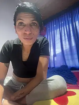 دردشة ImCrazzy الجنسية المباشرة