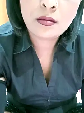 Živý XXX chat Queen_Kushi4