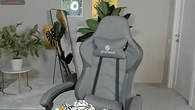 Chat +18 de MartaEdams ao vivo