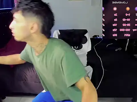 jinwon_boyss: διαδικτυακό σόου στην κάμερα