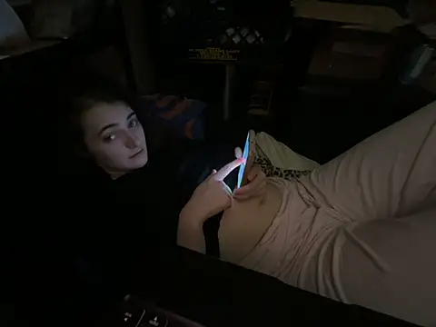 Snowbunnycake_131 在線直播表演