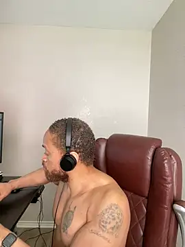 Chat +18 de Fathero1time ao vivo