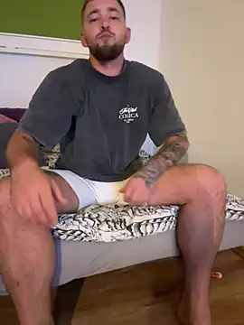 Czat XXX na żywo – BLue_eyed_Bully