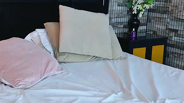 Chat +18 de AlaskaWilliams ao vivo