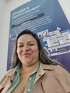 Chat +18 de Charlott-1 ao vivo