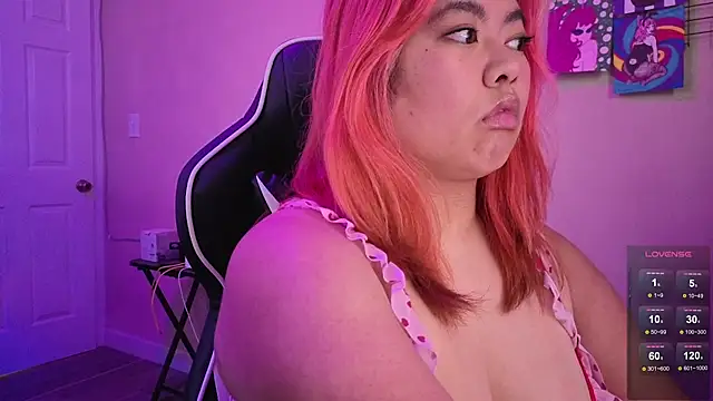 kuromixx444's Webcam Show
