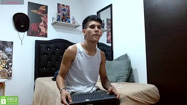 Chat +18 de paullcb ao vivo