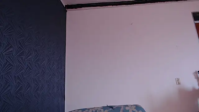 Chatroom XXX en direct de Freyja_eter