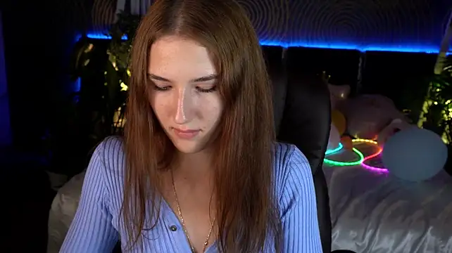 Chat +18 de MirellEmber ao vivo