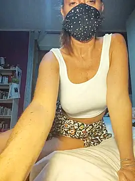 Akemi_rossi Webcam show