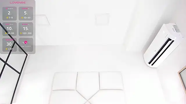 Chat +18 de Kiraspell ao vivo