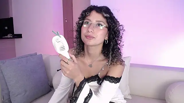 varenkaivanova_22 Live XXX-chat