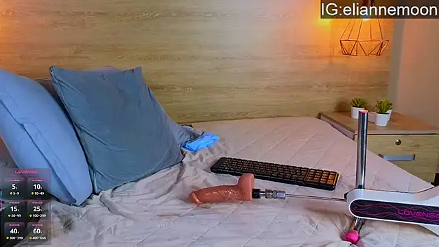 Elianmoon's Live XXX Chat