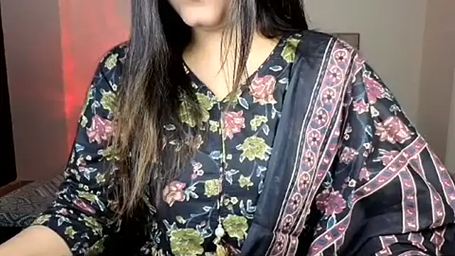 BABY_RANI_ élő XXX-chatje