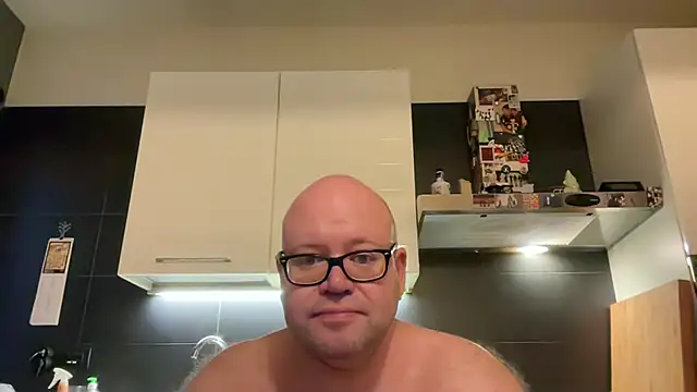 Chat +18 de theitalianbear ao vivo
