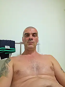 SIRMASTERDOMINATORXXL élő XXX-chatje