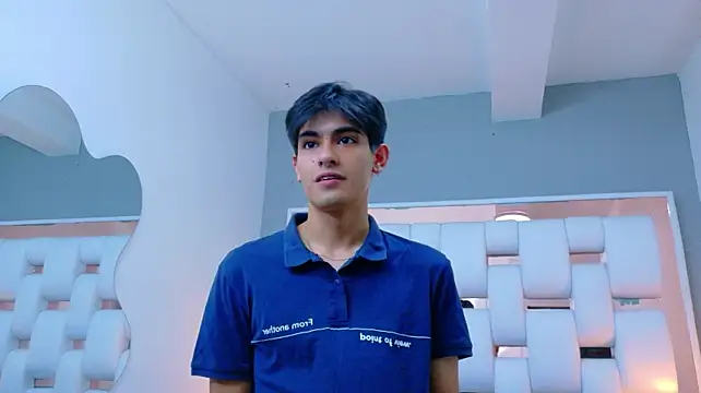 Chat +18 de TaylerCruz ao vivo