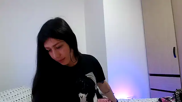 Chatroom XXX en direct de Doll_sary