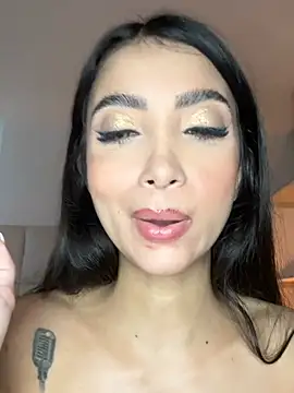 دردشة ValeriaVelvet الجنسية المباشرة
