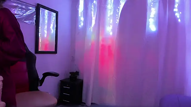 Milly-Way Chat XXX live