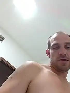 Codymc89: διαδικτυακό σόου στην κάμερα