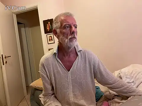 Chat XXX ao vivo de PierPesaroX