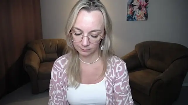 XXX chat uživo modela Ava_Elior