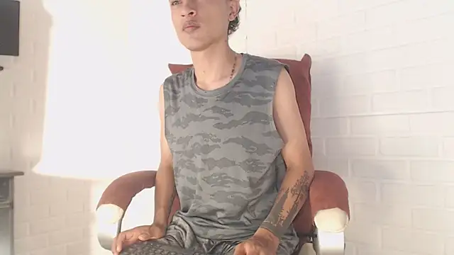 Edward_Milleer Pertunjukan Webcam