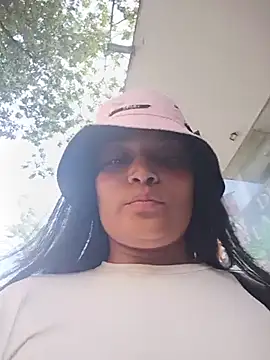 _Estrellita_'s Live XXX Chat