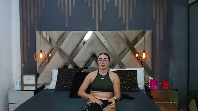 Chatroom XXX en direct de MartinaaFit