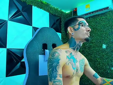 Boy_tatto77 Webcamshow