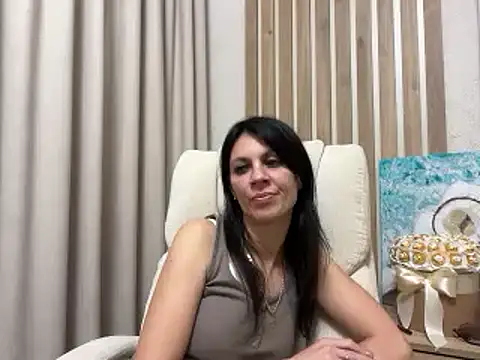 InjaAtHomen Live XXX chat
