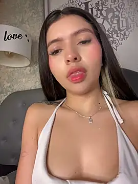دردشة LolliePopsXXX الجنسية المباشرة