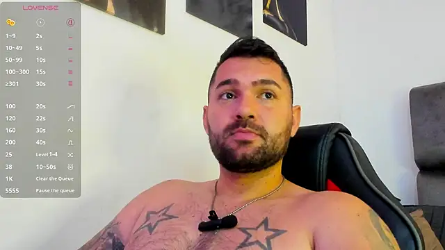 XXX chat uživo modela simon_beck
