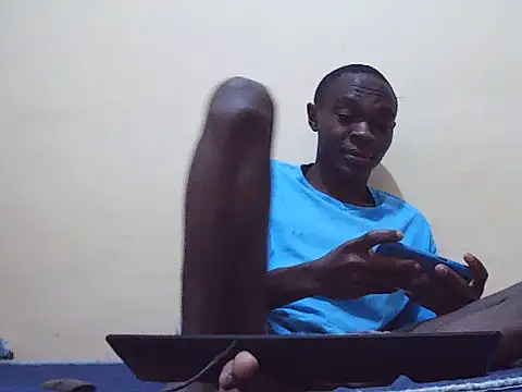 StudentTenInch live XXX chat