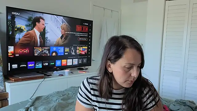 bellag825's Webcam Show