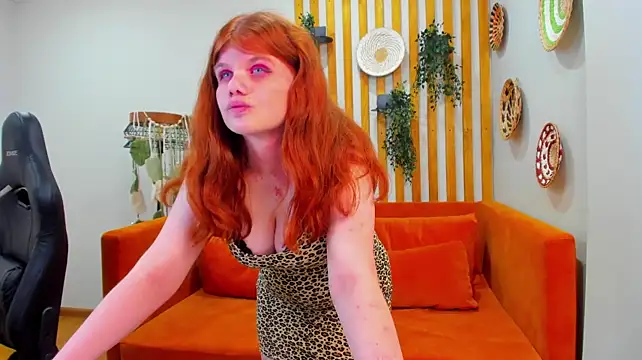 ChloeHalses Live XXX-Chat