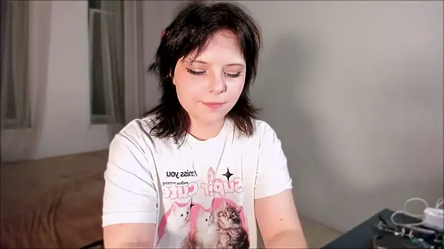 AliceMoongirl's Live XXX Chat
