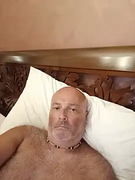 Chat +18 de Alexis_Bull ao vivo