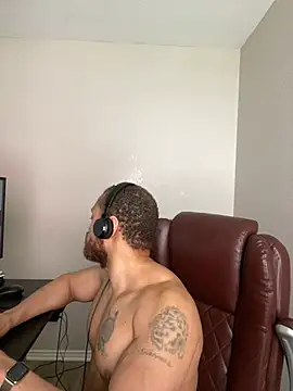Fathero1time Show in webcam