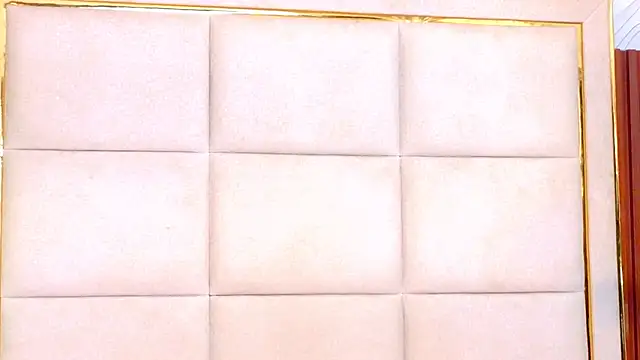 Kendyadans1 Adlı Modelin Canlı XXX Sohbeti