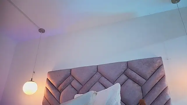 Chat +18 de Milan_Corleone ao vivo