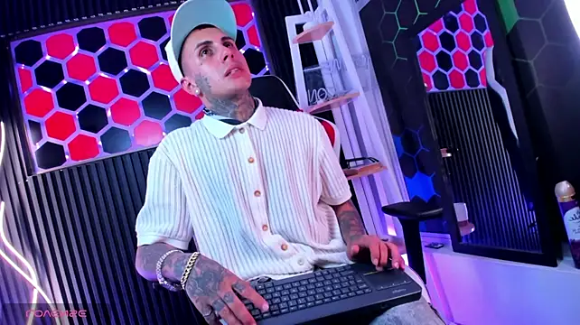 Liam_Ink Live XXX-chat