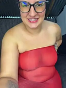 Chat +18 de Soe_Lara ao vivo