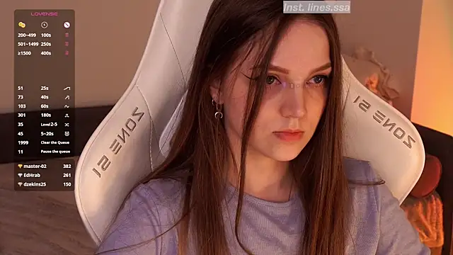 Chat +18 de linessssa ao vivo