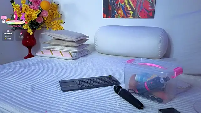 Chat +18 de MssKarla ao vivo