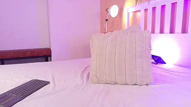 Czat XXX na żywo – SofiaDiamond_