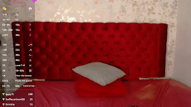 Chat +18 de NathalyLeen ao vivo