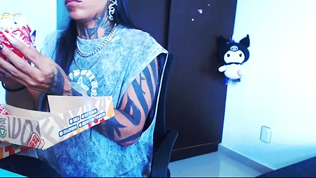 jazmin_wolf 웹캠 쇼