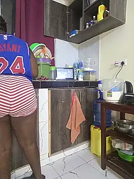 Chat +18 de Bootybae478 ao vivo